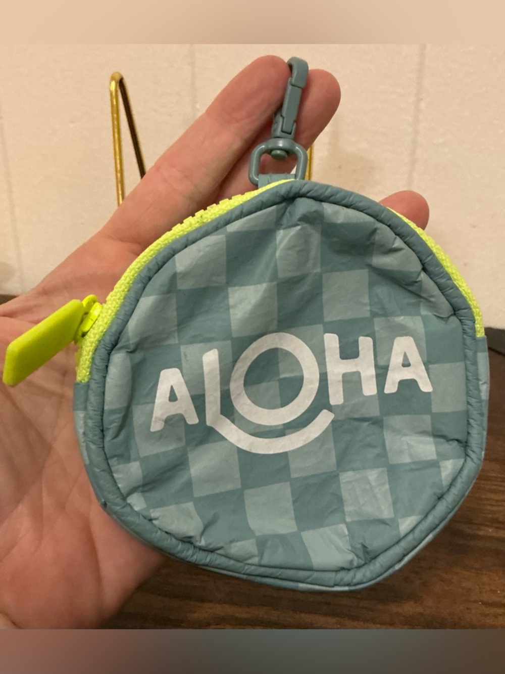 Rare Limited Edition ALOHA Collection Petite Check Mini Pouch Clip Color Grove